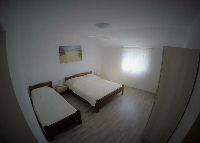 Donat アパート ザダル