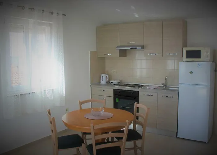 Donat アパート *